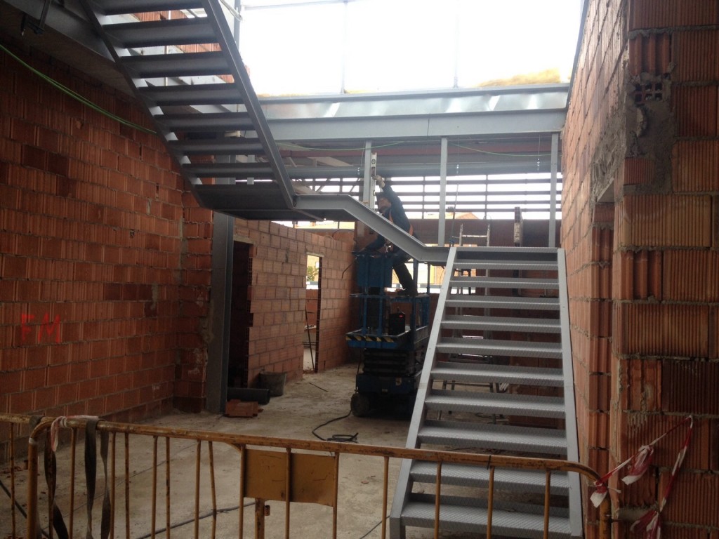 IMG-20151125-WA003